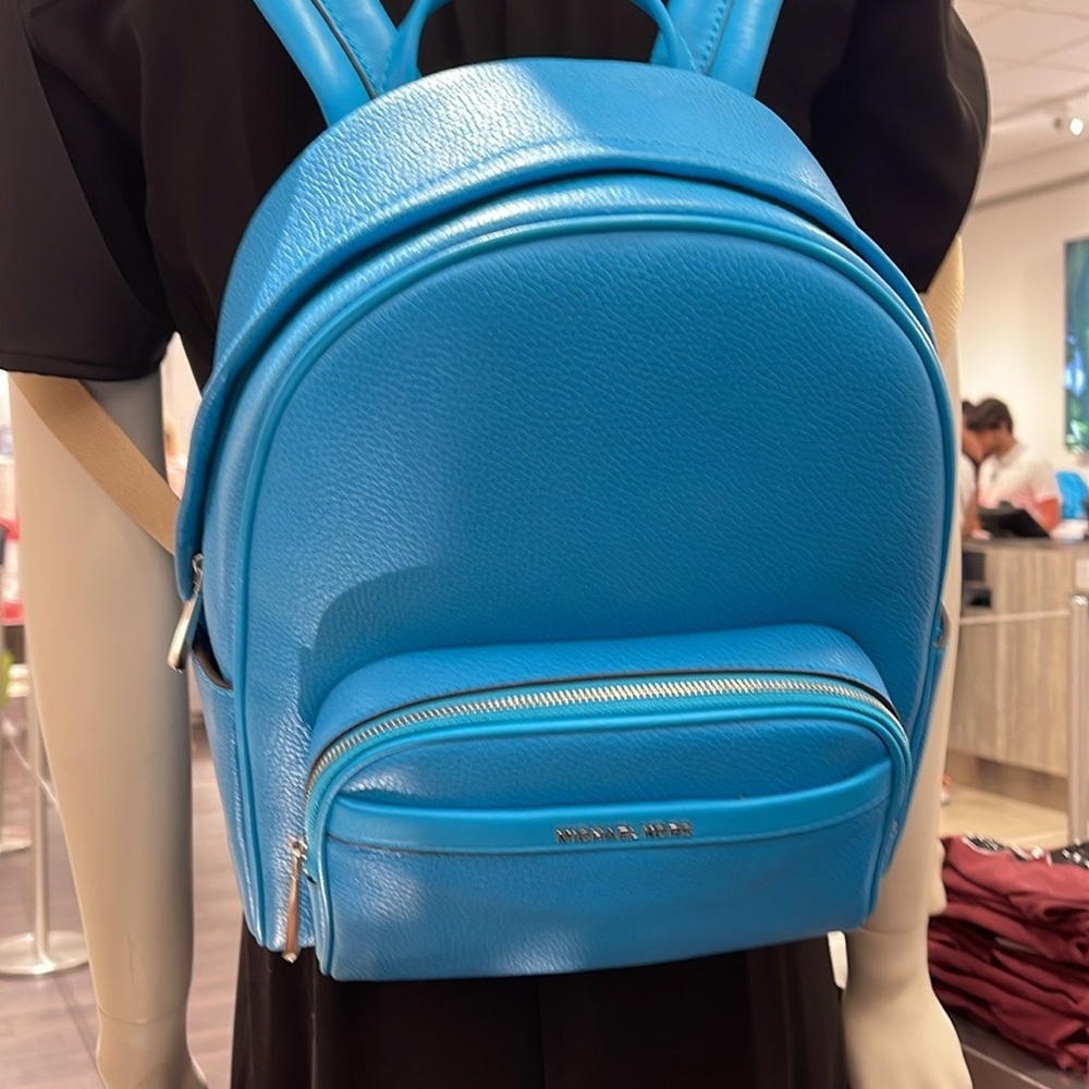 Michael Kors Bex Medium Pebbled Leather Backpack
COLOR SANTORINI BLUE
NWT - Picture 8 of 16